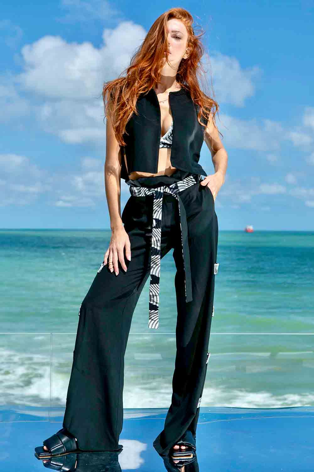 Çift Taraflı Giyilebilen Crop Yelek