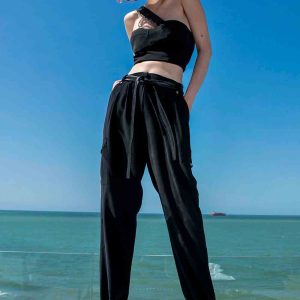 dar-veya-boru-paca-giyilebilen-pantolon-1.jpg Dar veya Boru Paça Giyilebilen Pantolon