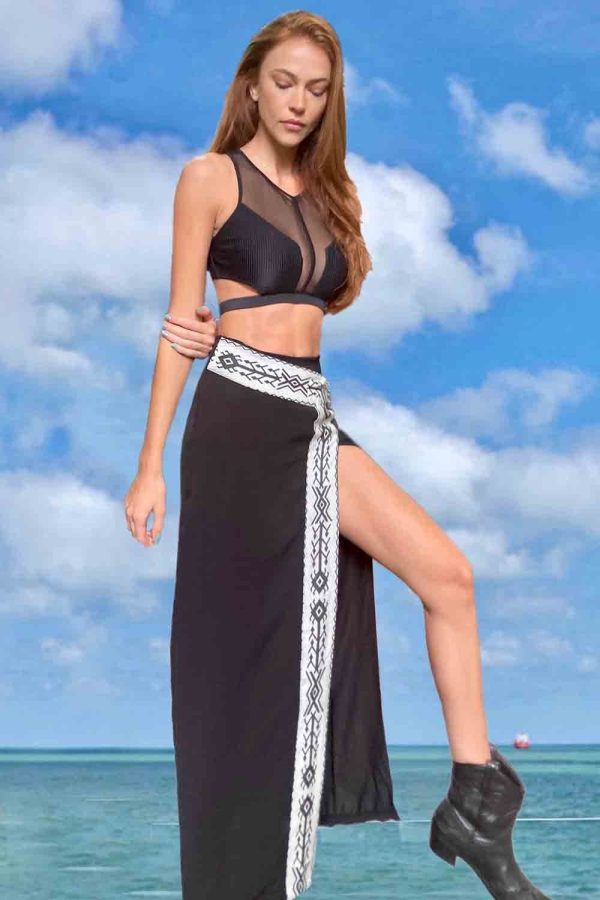 Sırt Dekolteli Crop