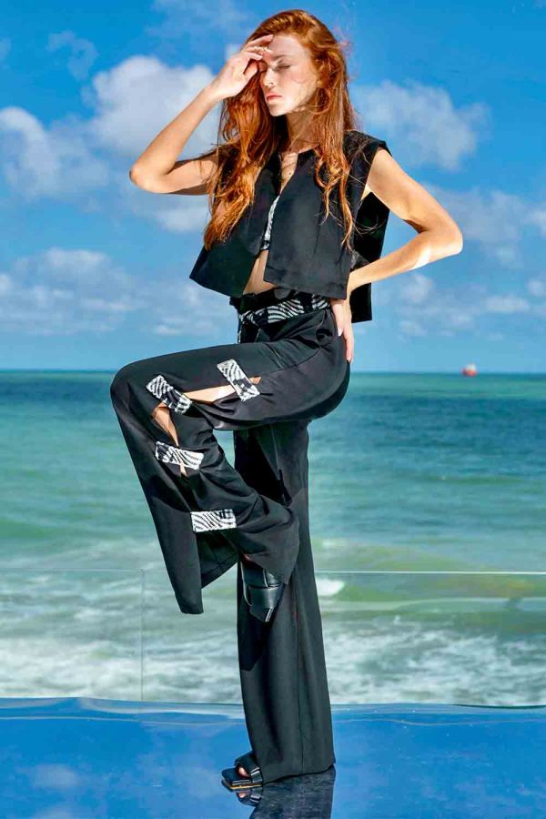 Garni Yırtmaçlı Pantolon