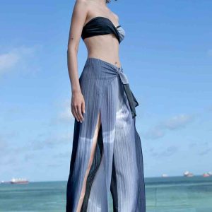 yirtmaci-ayarlanabilen-pantolon-1.jpg Yırtmacı Ayaralanabilen Pantolon