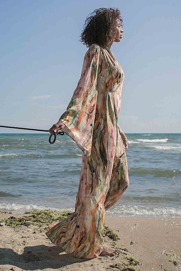 Yırtmaçlı Uzun Elbise