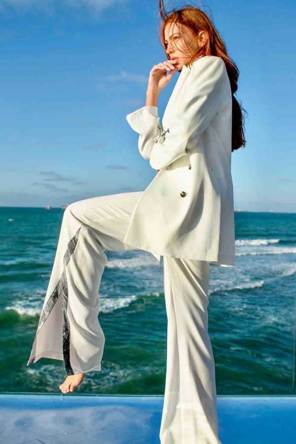 Zayıf Gösteren Garni Yırtmaçlı Pantolon