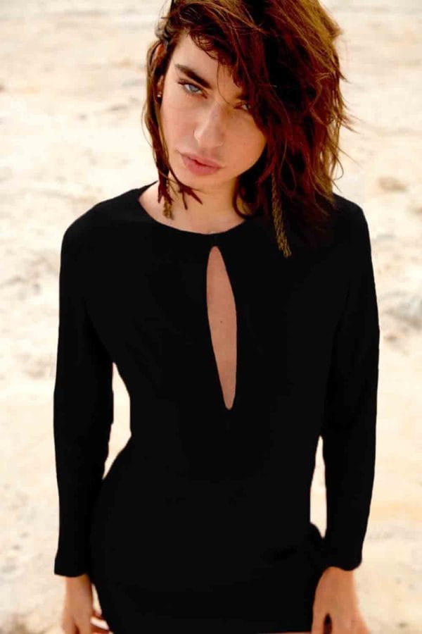 Zayıf Gösteren Kısa Elbise